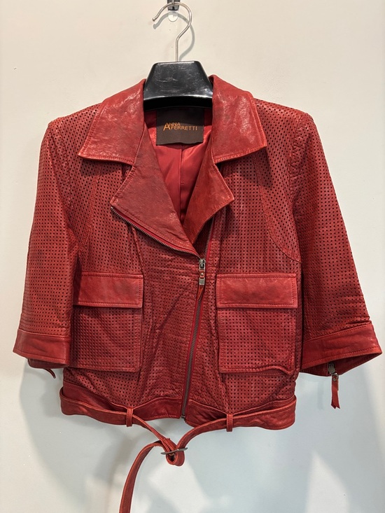 Women's Red Leather Jacket size medium - Picture 10 of 15
